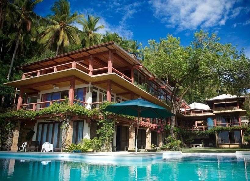 Punta Bulata Driveway, Cauayan, Philippines
